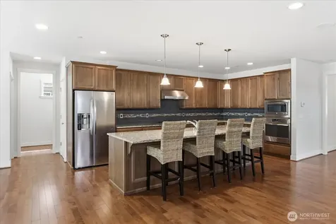5417 165th Place SW Lynnwood WA 98037
