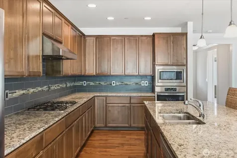 5417 165th Place SW Lynnwood WA 98037