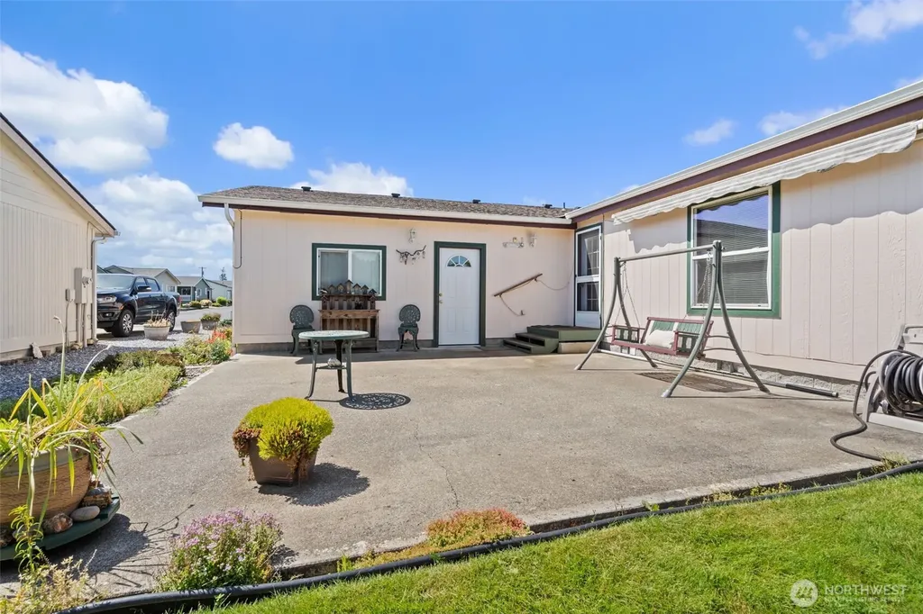 1918 Harrison Avenue Centralia WA 98531