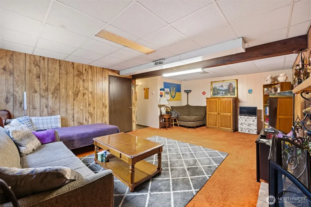 2613 S 300th Street Federal Way WA 98003