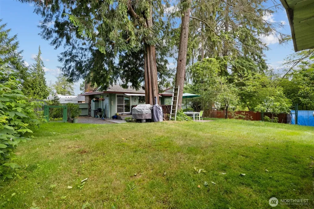 2613 S 300th Street Federal Way WA 98003