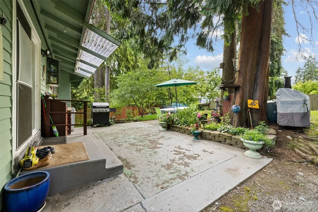 2613 S 300th Street Federal Way WA 98003