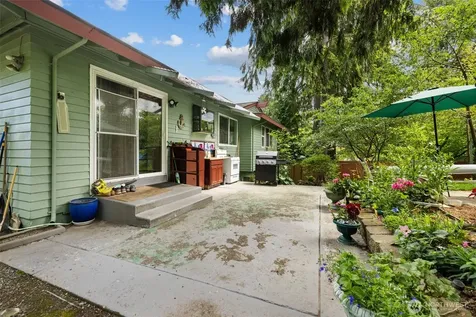 2613 S 300th Street Federal Way WA 98003