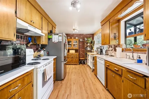 2613 S 300th Street Federal Way WA 98003