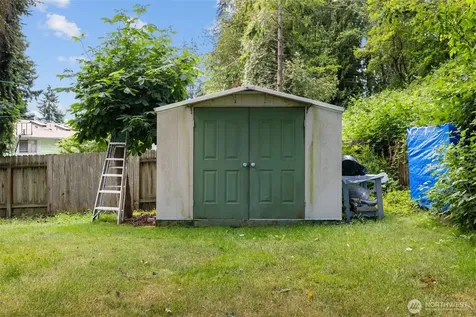 2613 S 300th Street Federal Way WA 98003