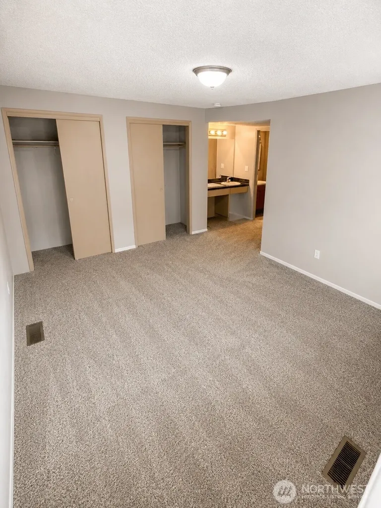 8224 59th Avenue E Puyallup WA 98371