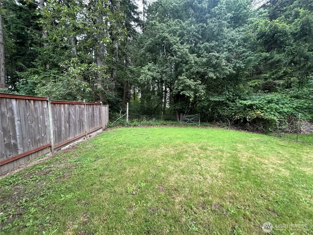 8224 59th Avenue E Puyallup WA 98371