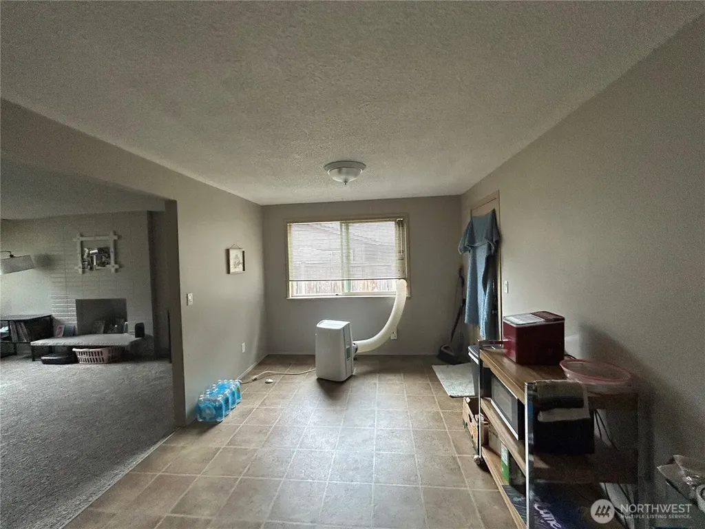 8224 59th Avenue E Puyallup WA 98371