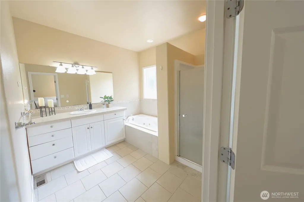 18709 68th Street E Bonney Lake WA 98391