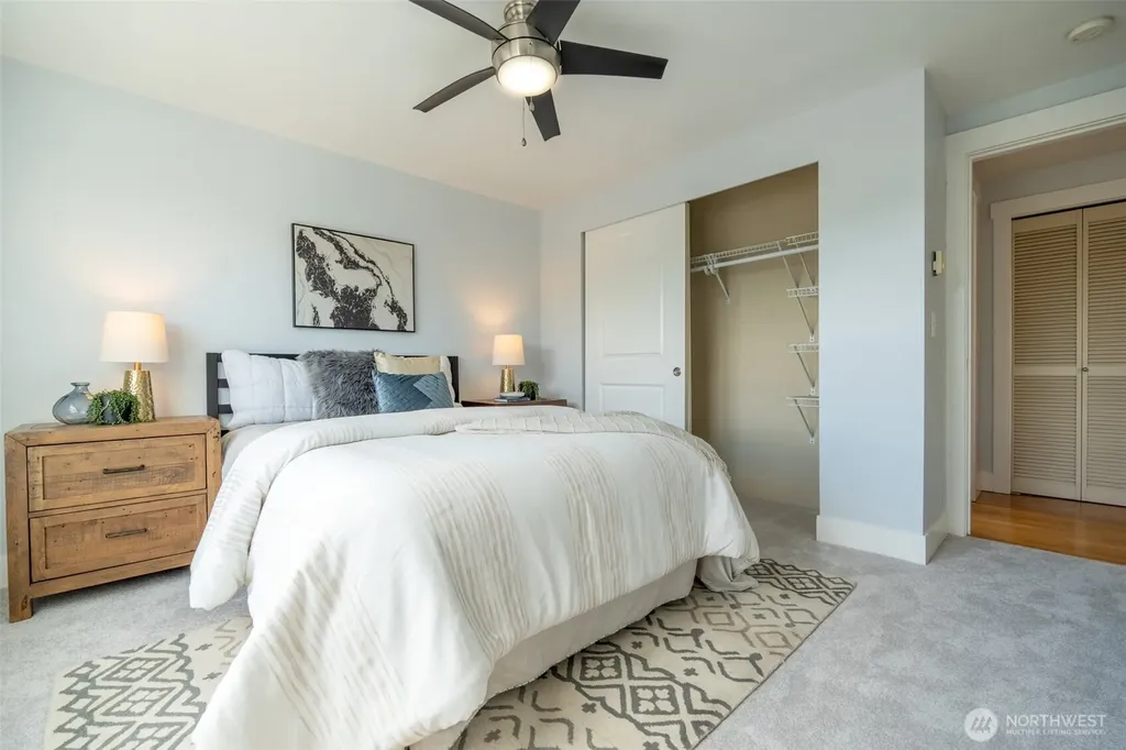 209 N 39th Street Seattle WA 98103