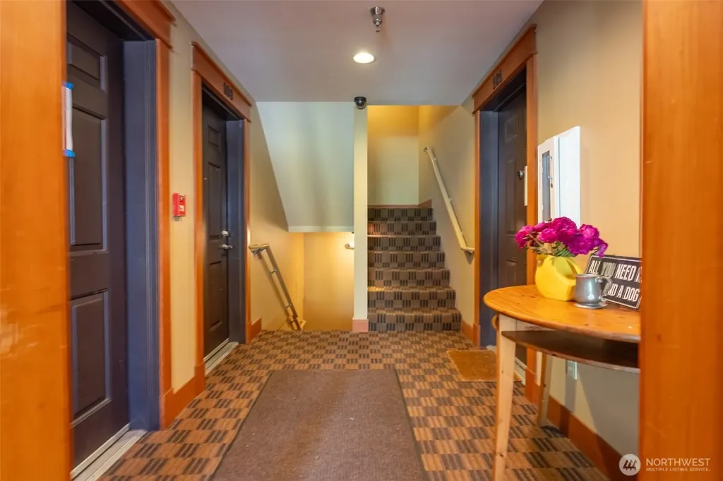 209 N 39th Street Seattle WA 98103