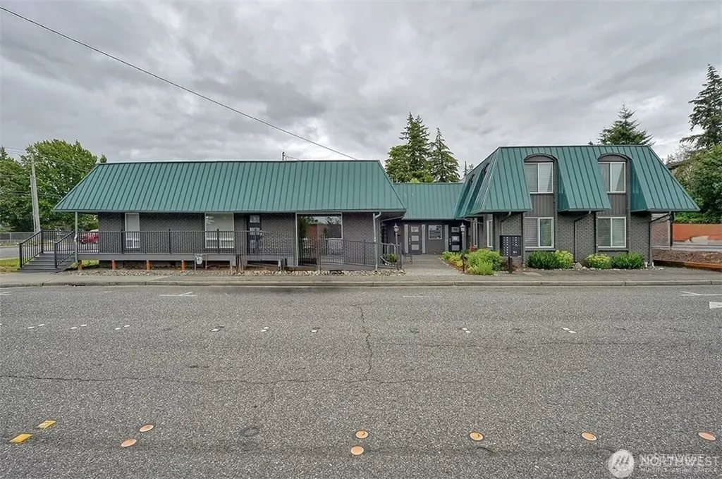 1200 Lakeway Drive Bellingham WA 98229