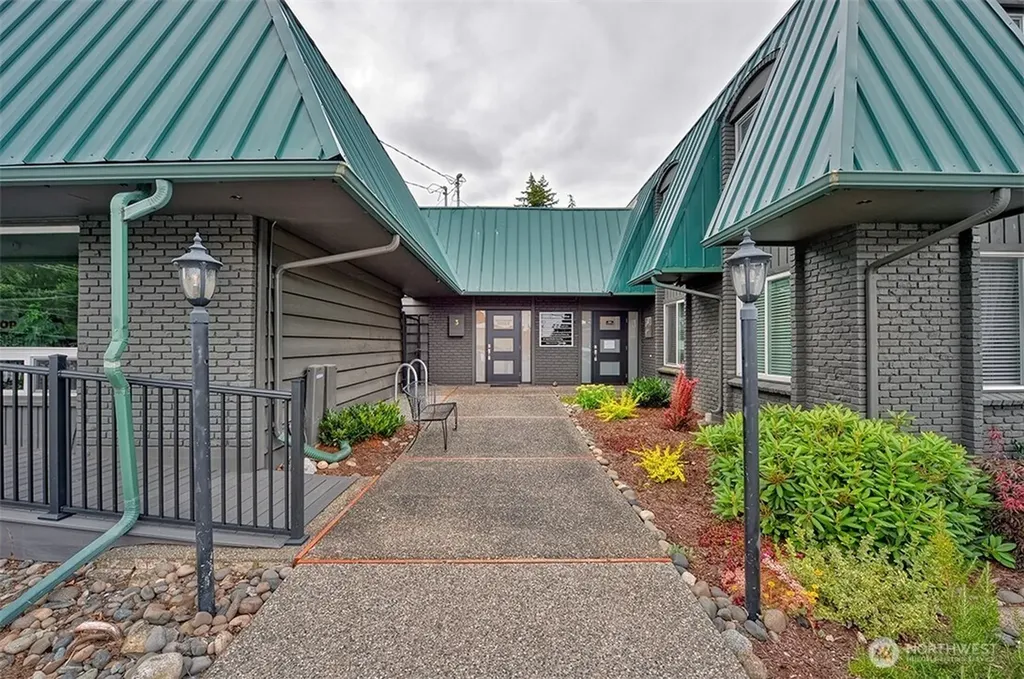 1200 Lakeway Drive Bellingham WA 98229