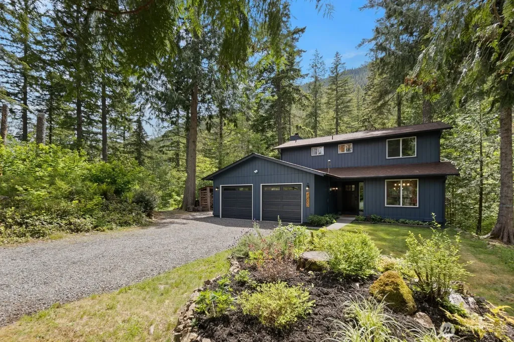 42003 SE 166th Street North Bend WA 98045