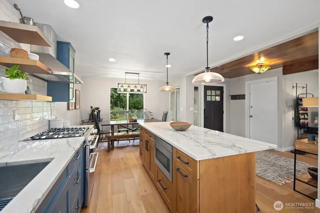 42003 SE 166th Street North Bend WA 98045