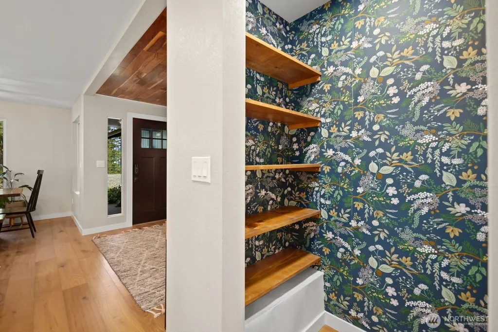 42003 SE 166th Street North Bend WA 98045