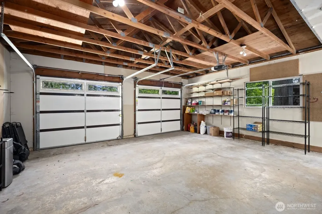 42003 SE 166th Street North Bend WA 98045
