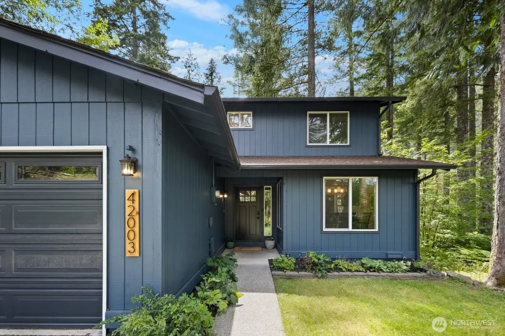 42003 SE 166th Street North Bend WA 98045