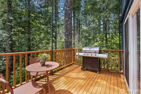 42003 SE 166th Street North Bend WA 98045