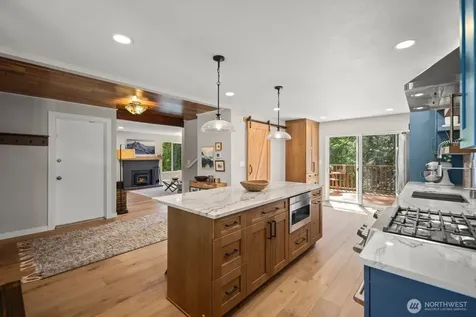42003 SE 166th Street North Bend WA 98045