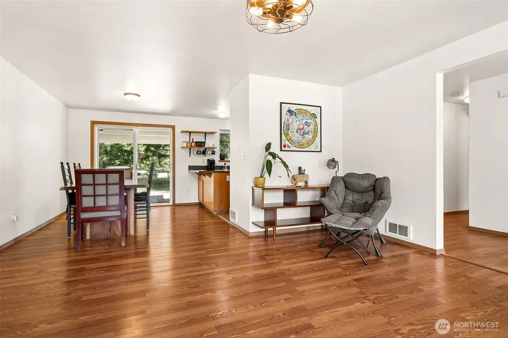 10714 Zephyr Lane SW Olympia WA 98512