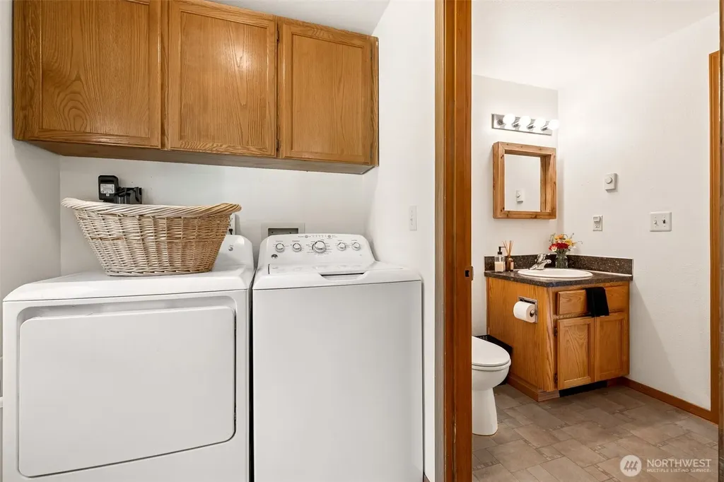 10714 Zephyr Lane SW Olympia WA 98512