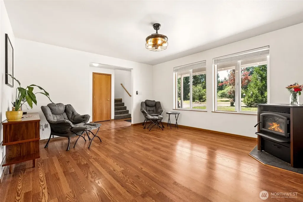 10714 Zephyr Lane SW Olympia WA 98512