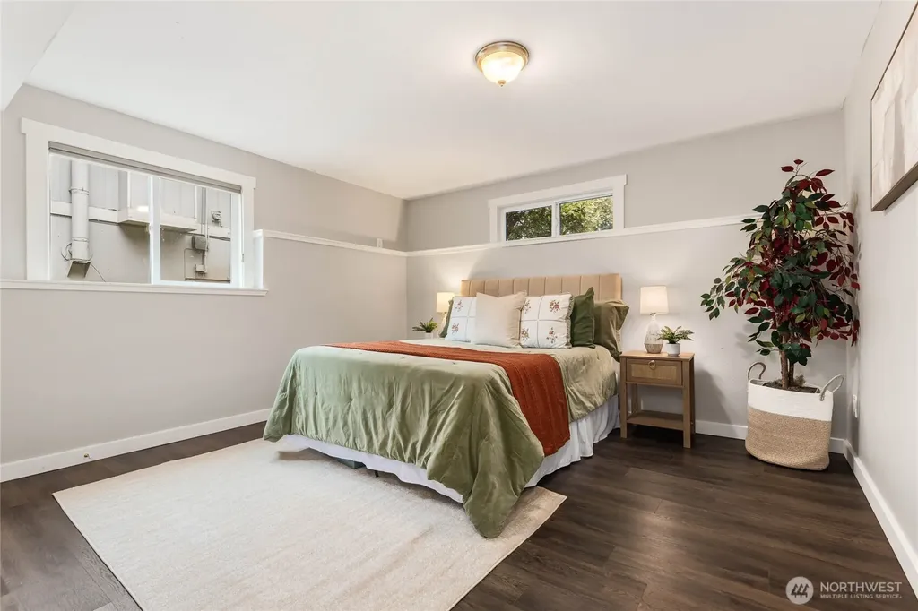 5839 NE 197th Street Kenmore WA 98028