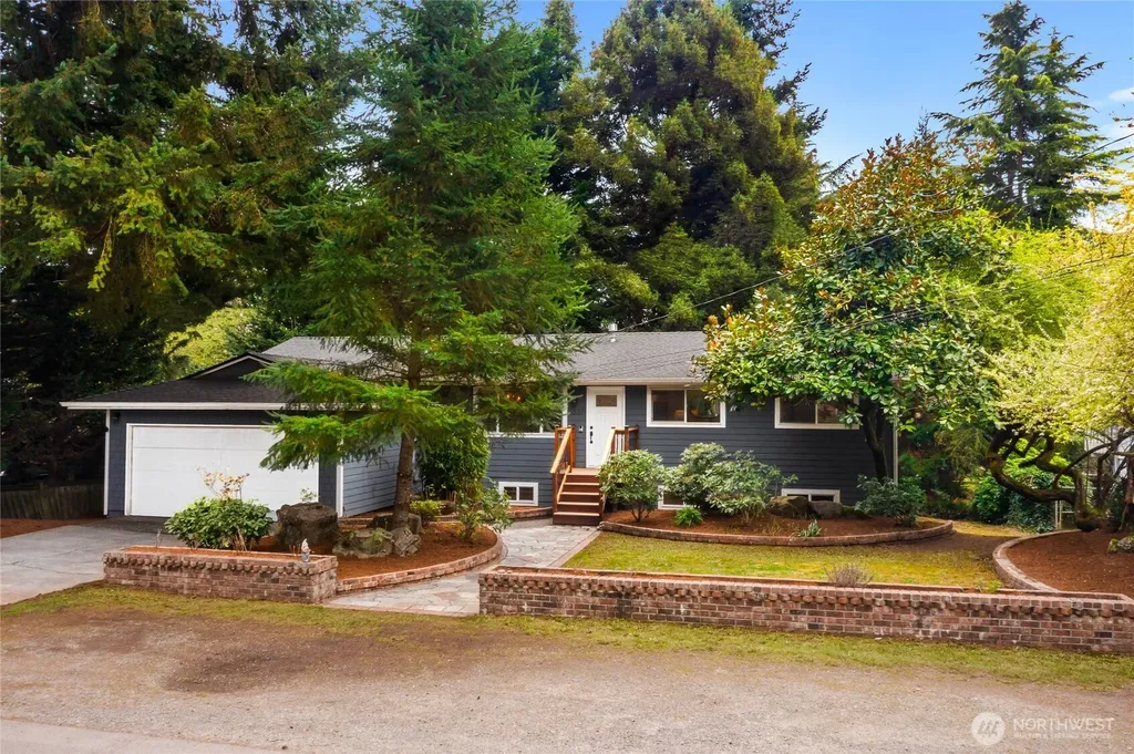 5839 NE 197th Street Kenmore WA 98028