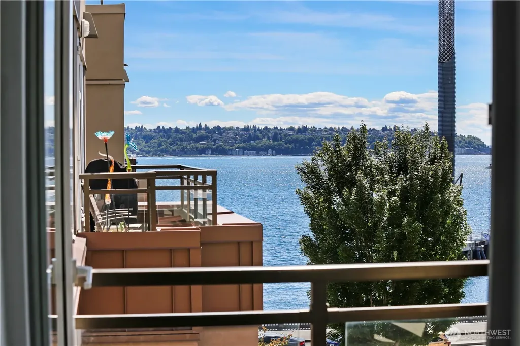 1950 Alaskan Way Seattle WA 98101