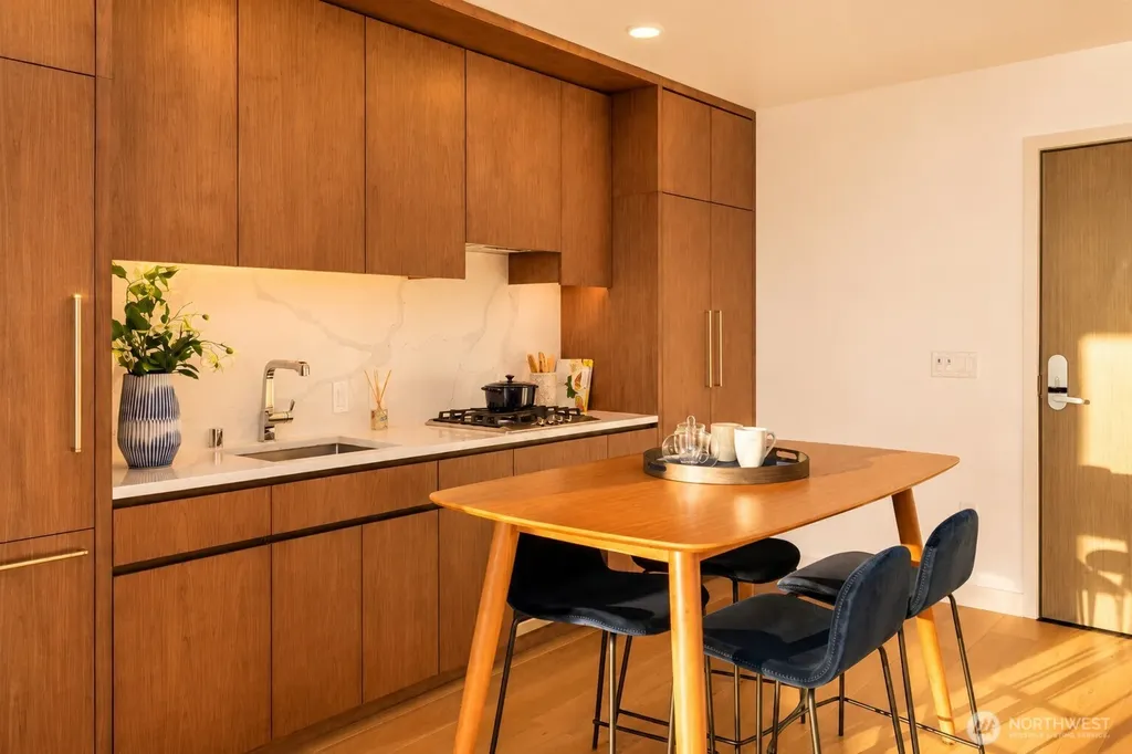 121 Stewart Street Seattle WA 98101