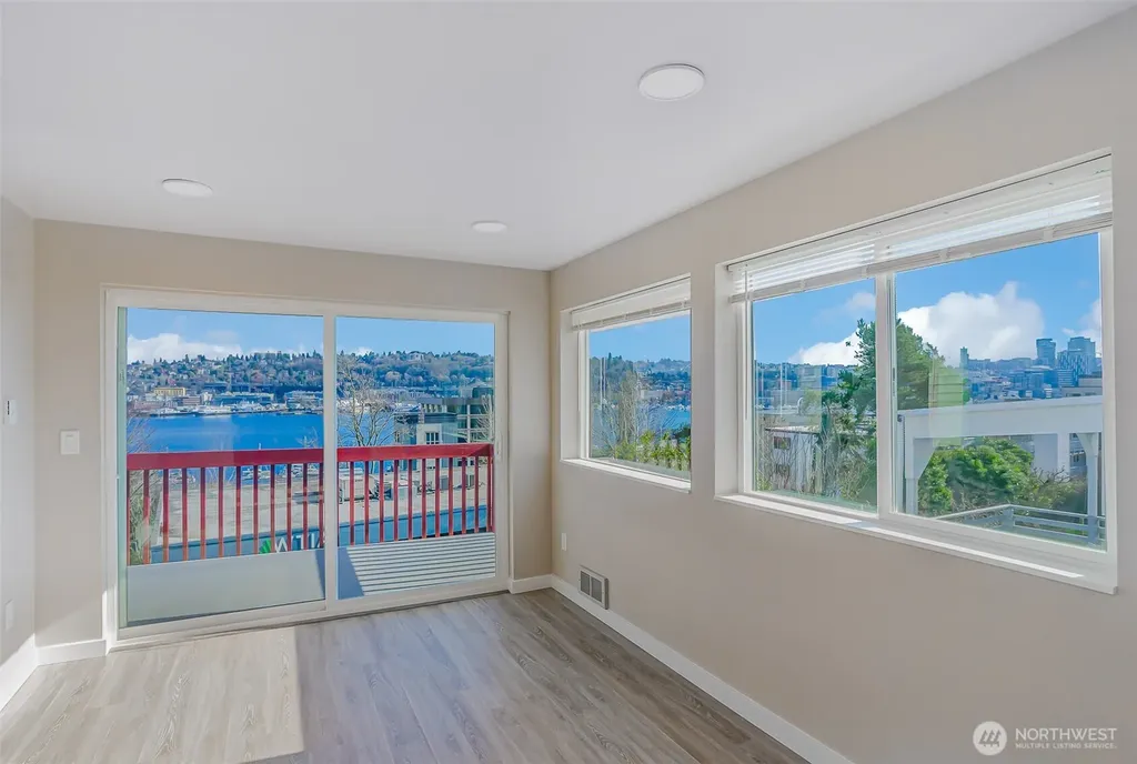 1732 Dexter Avenue N Seattle WA 98109