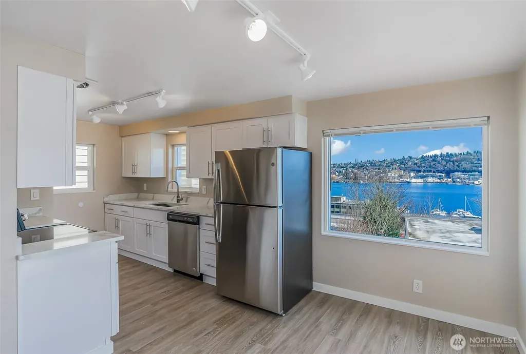 1732 Dexter Avenue N Seattle WA 98109
