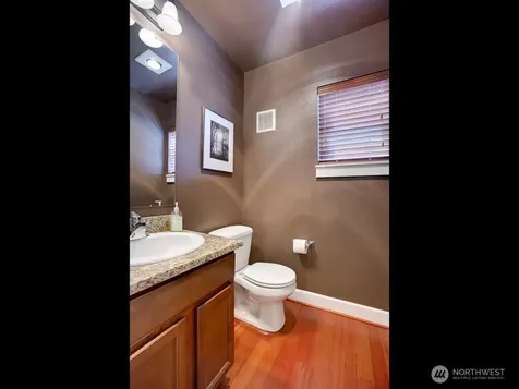 3806 Interlake Avenue N Seattle WA 98103