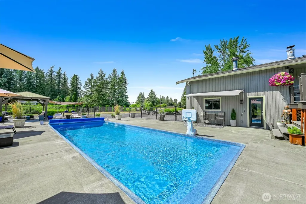 1835 E Smith Road Bellingham WA 98226