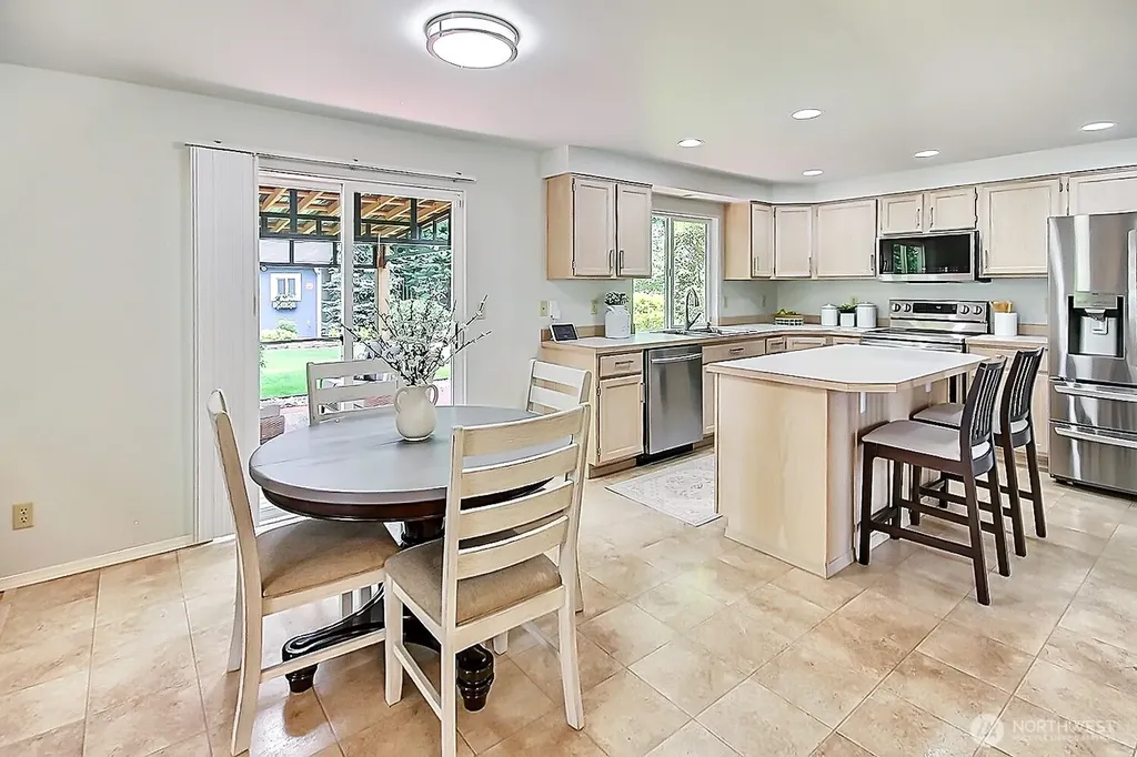 25780 174th Place SE Covington WA 98042