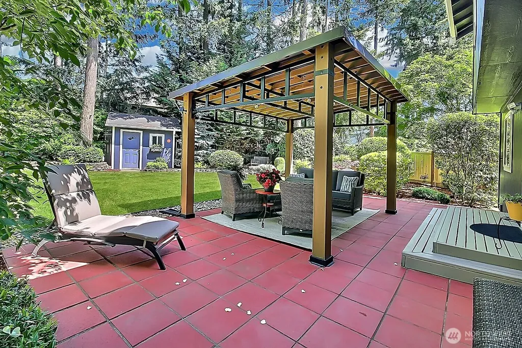 25780 174th Place SE Covington WA 98042