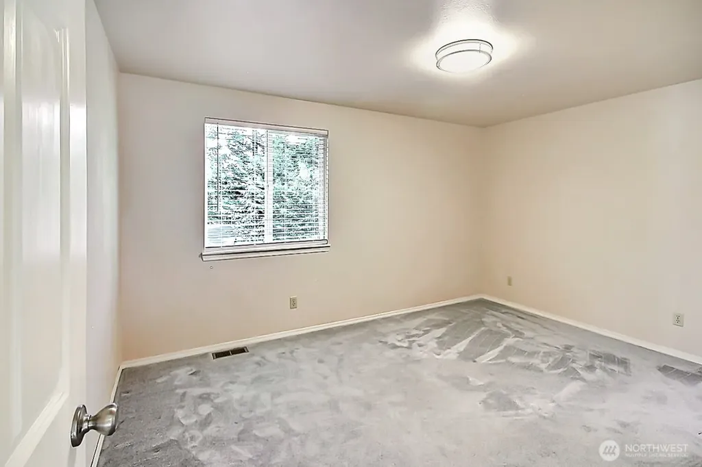 25780 174th Place SE Covington WA 98042