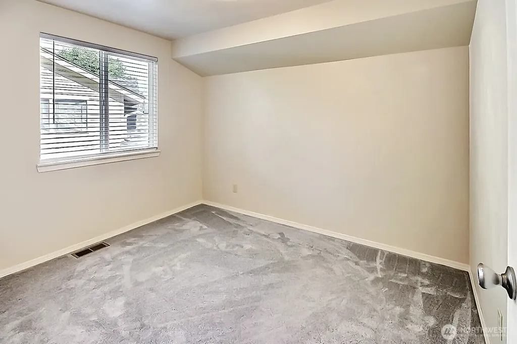 25780 174th Place SE Covington WA 98042
