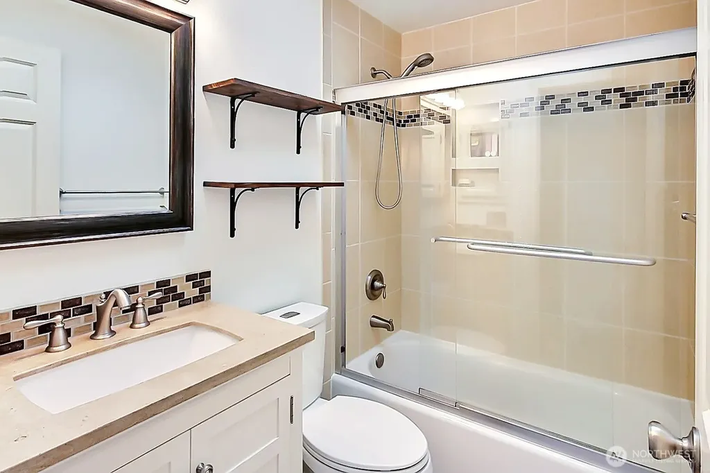 25780 174th Place SE Covington WA 98042