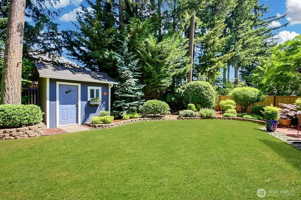 25780 174th Place SE Covington WA 98042