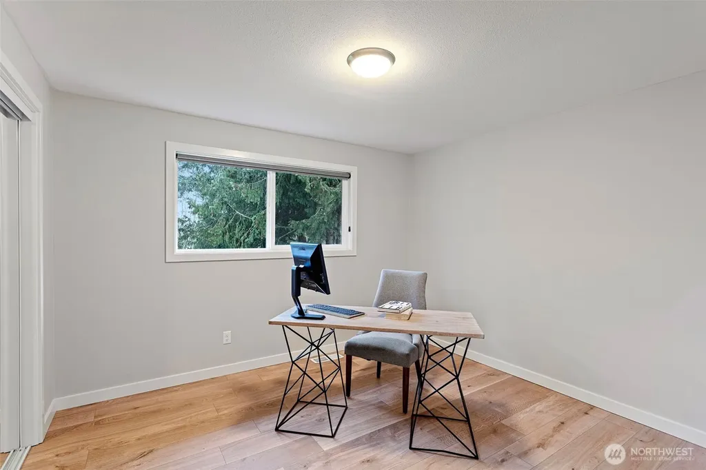 12625 169th Avenue SE Renton WA 98059