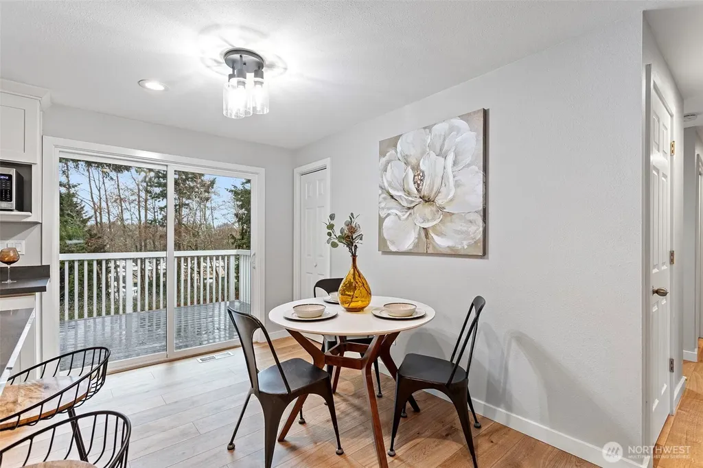 12625 169th Avenue SE Renton WA 98059