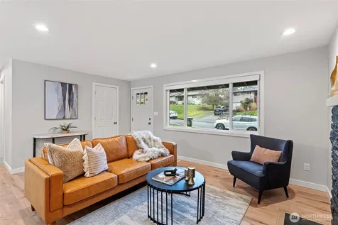 12625 169th Avenue SE Renton WA 98059