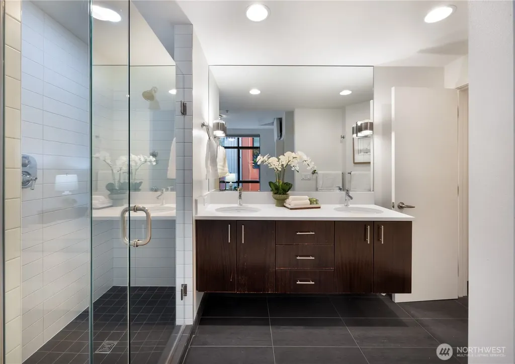 1808 11th Avenue Seattle WA 98122