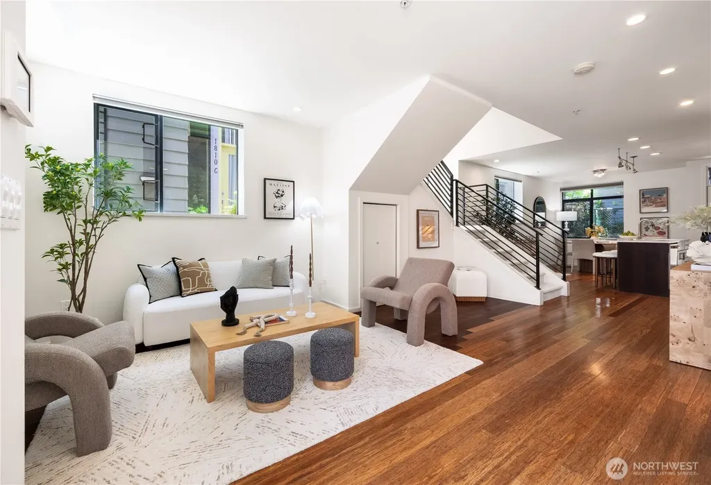 1808 11th Avenue Seattle WA 98122