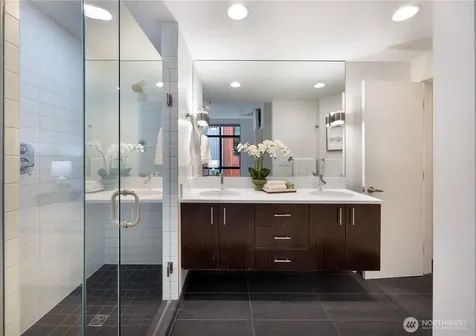 1808 11th Avenue Seattle WA 98122