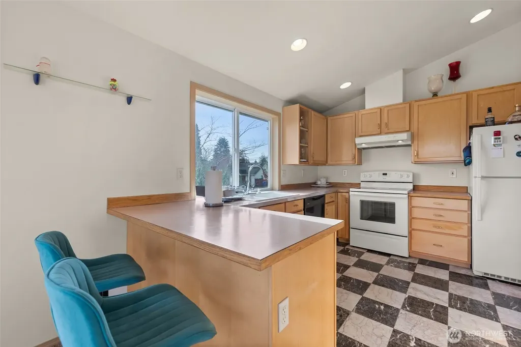 7972 39th Avenue S Seattle WA 98118