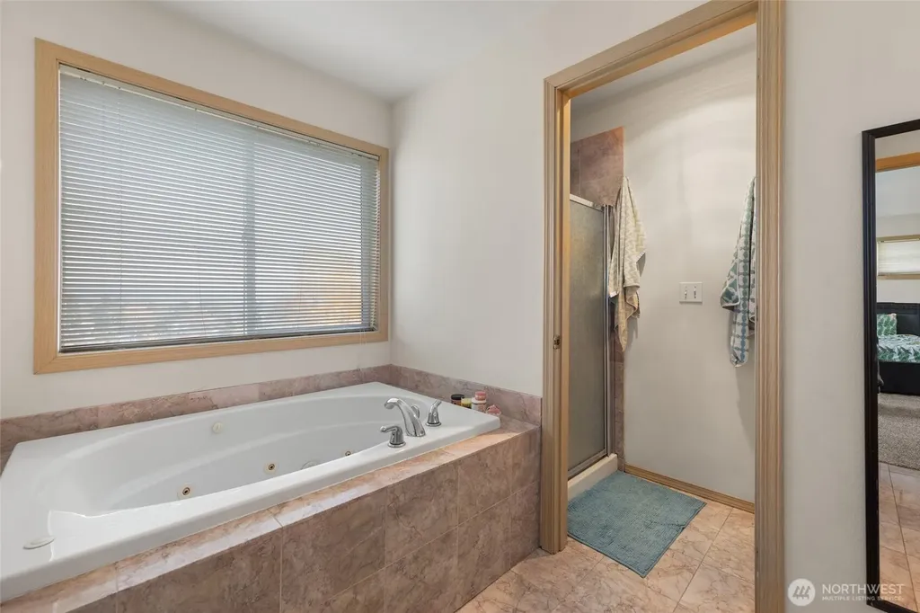 7972 39th Avenue S Seattle WA 98118