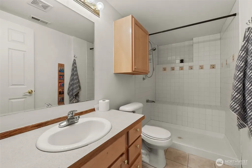 7972 39th Avenue S Seattle WA 98118
